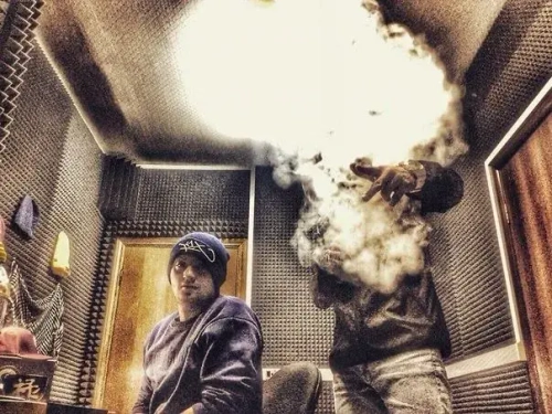 Акустический поролон "пирамида" 2000х1000х65мм графитовый