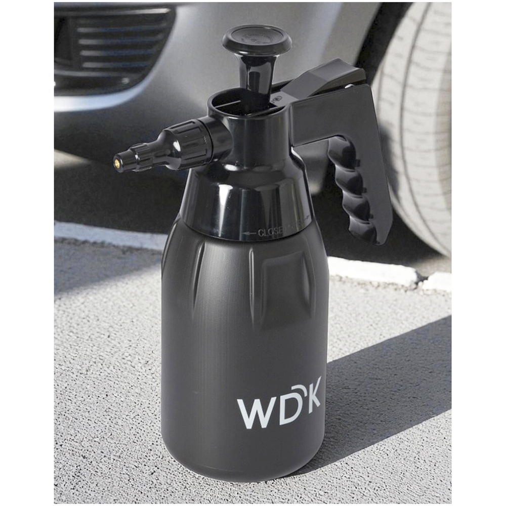 WDK-918 Распылитель насосного действия для обезжиривателей, 1 л, черный