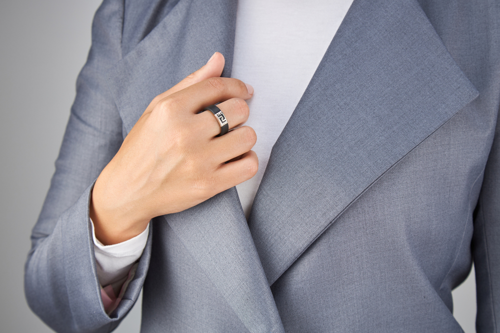 Кольцо из каучука позолота 585