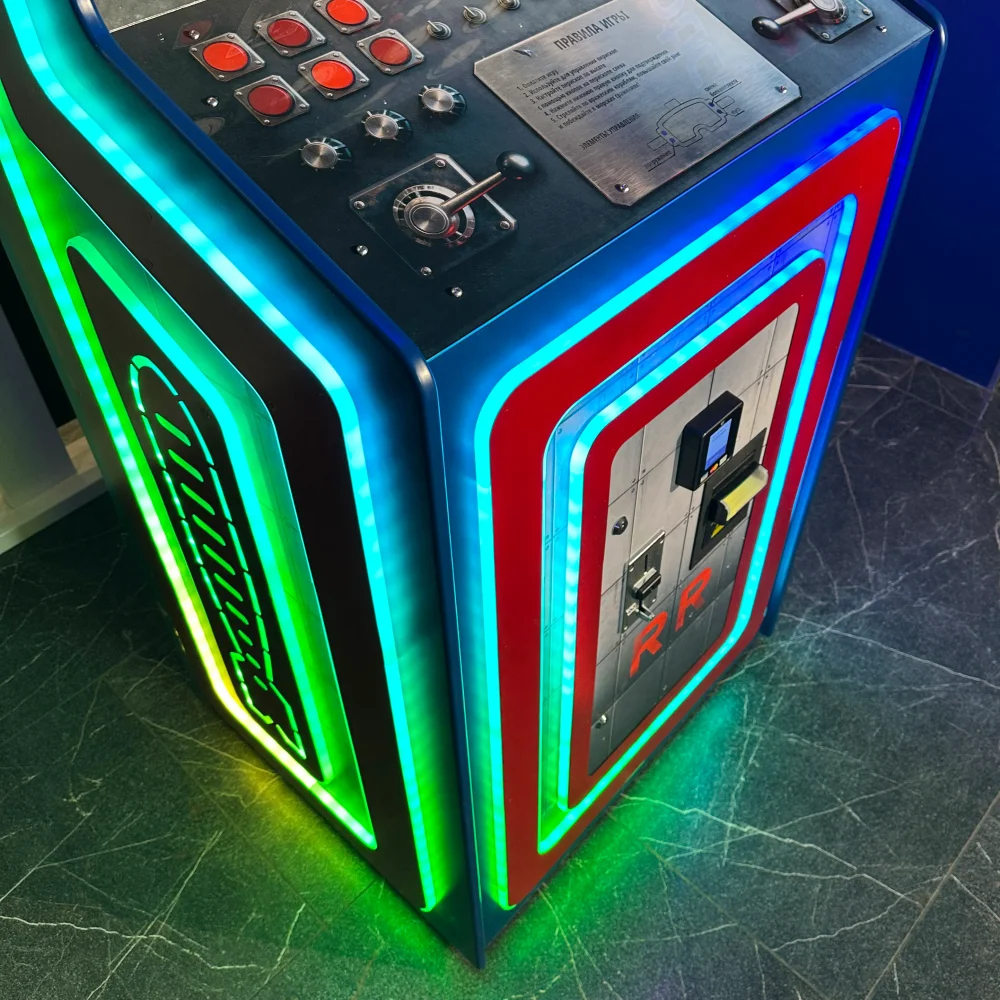 Игровой автомат виртуальной реальности с симуляцией морских сражений