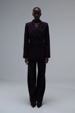 Блейзер приталенный