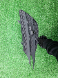 Решетка бампера правая Mercedes V w447 (14-нв) AMG