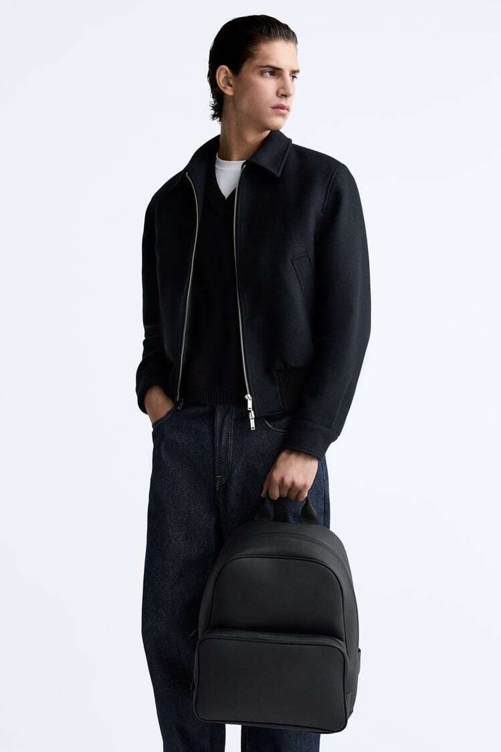 ZARA ОДНОТОННЫЙ РЮКЗАК ИЗ РЕЛЬЕФНОЙ ТКАНИ, ЧЕРНЫЙ