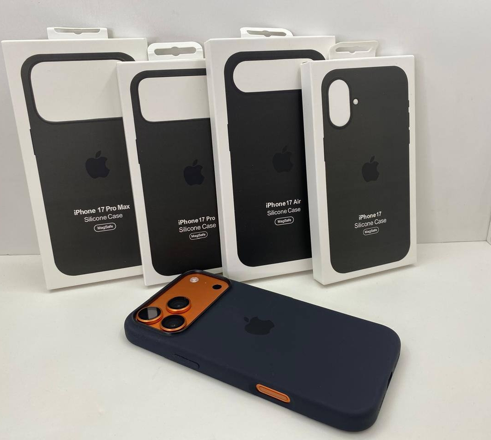 Silicone case с анимацией для iPhone 17 Pro Max