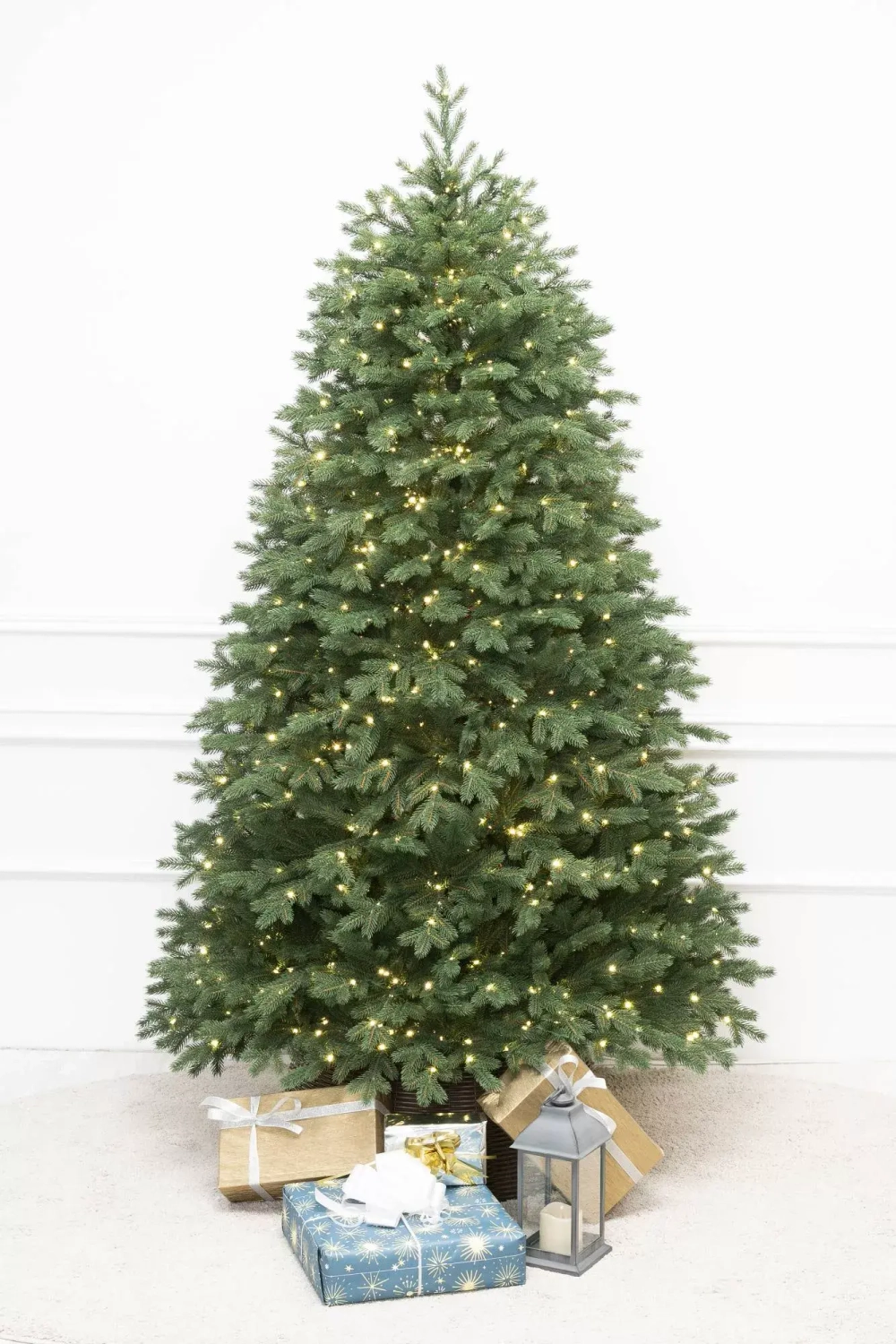 Искусственная елка Русская 300 см., 2120 теплых белых микро LED ламп, 100% литая хвоя, ЕлкиТорг (268300)