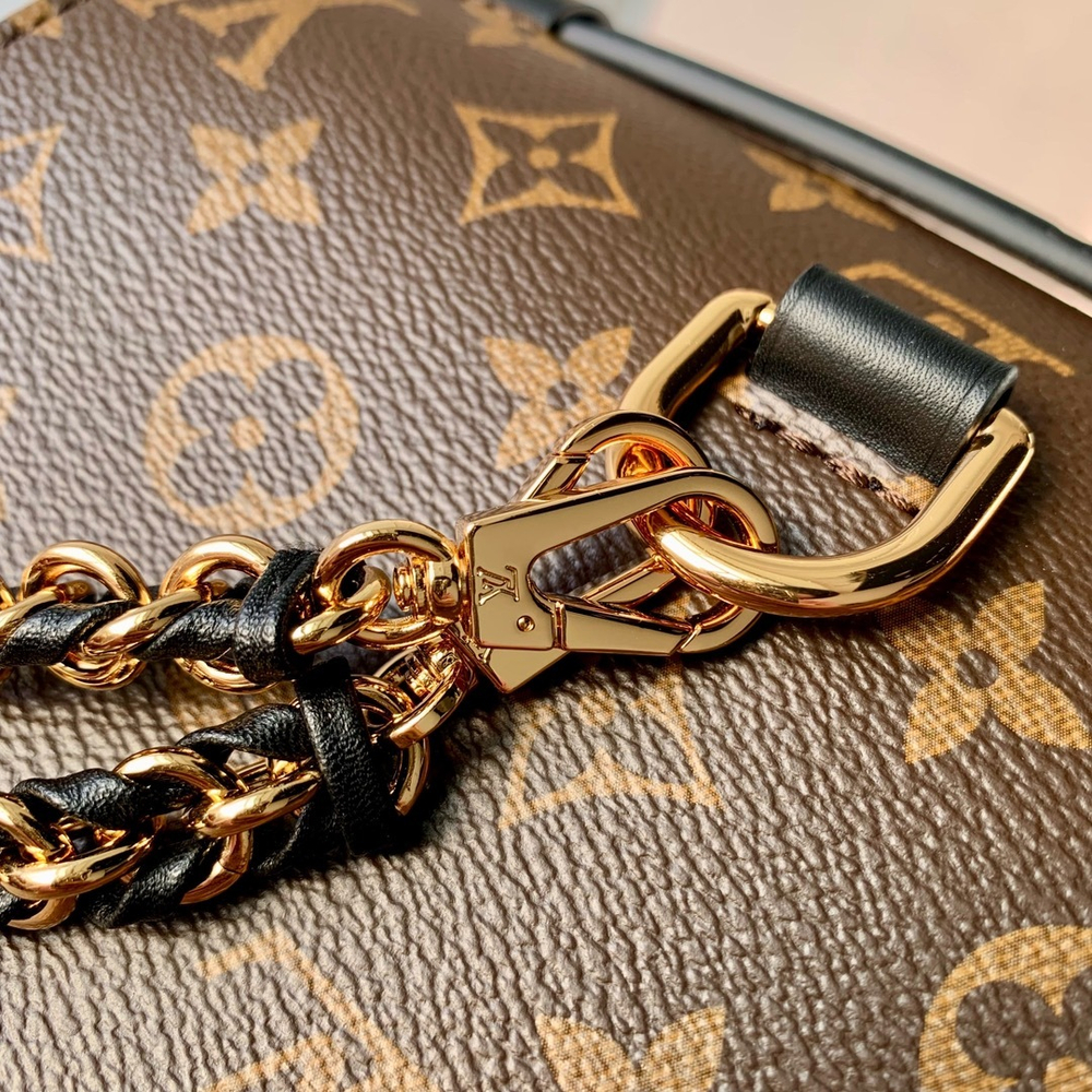 Louis Vuitton Pochette Metis Backpack