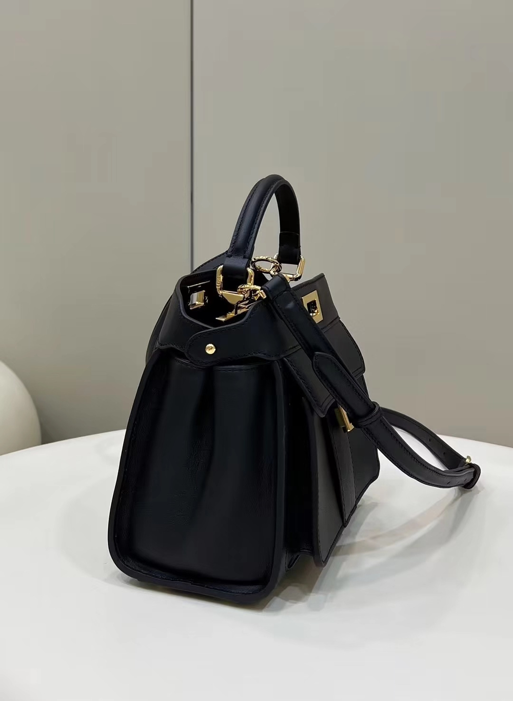 Fendi Peekaboo 23 cm
