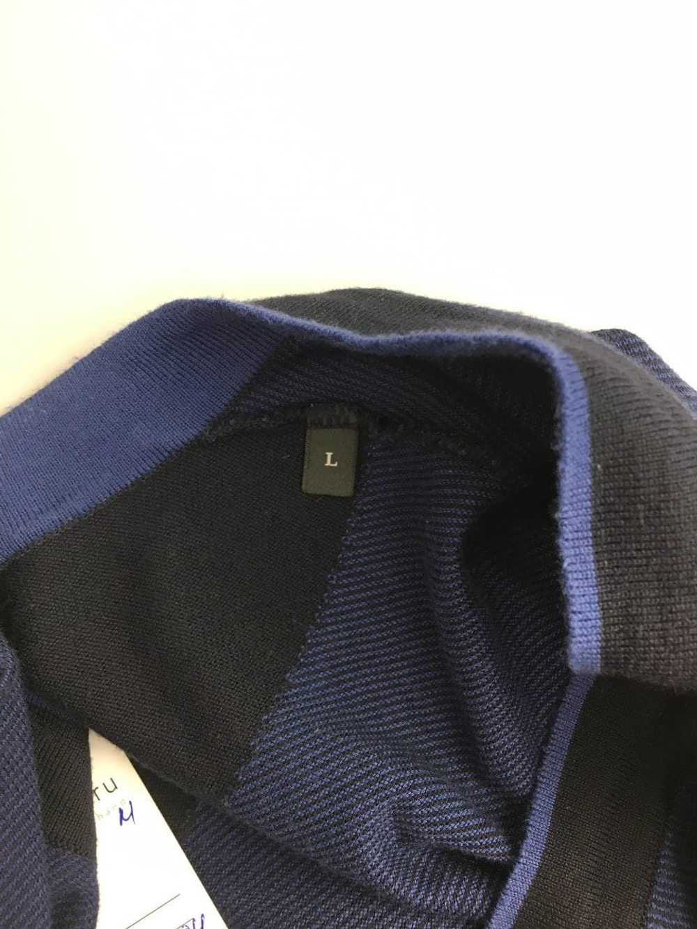 Джемпер Zegna на пуговицах 50 размер