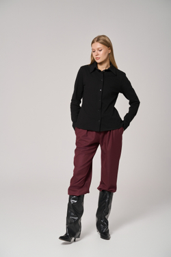 Брюки с поясом на резинке бордовые