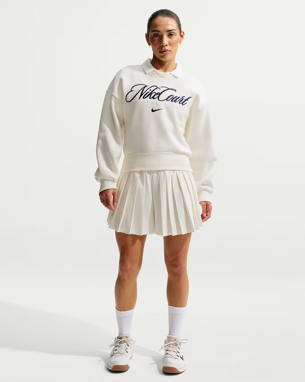 Коллекция NikeCourt Court Женские теннисные шорты Dri-FIT с высокой талией - NIKE
