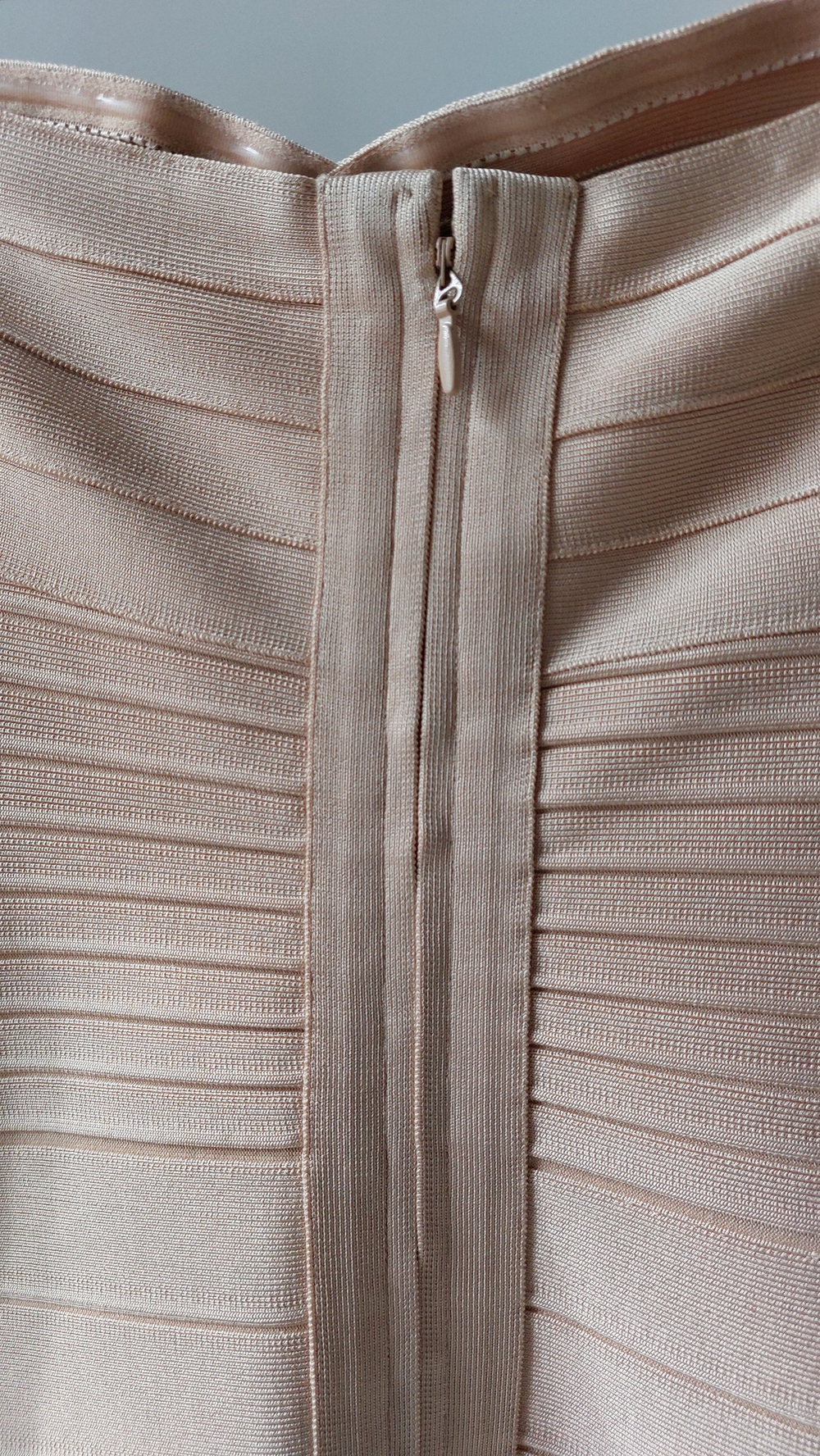 Платье Herve Leger