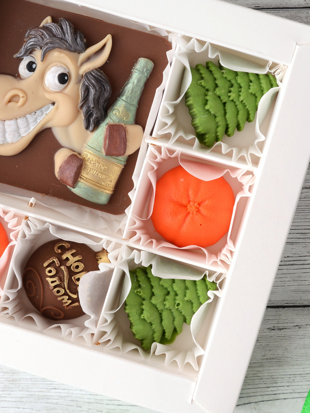 Набор шоколадный "Новогоднее настроение" #3 с символом года 2026