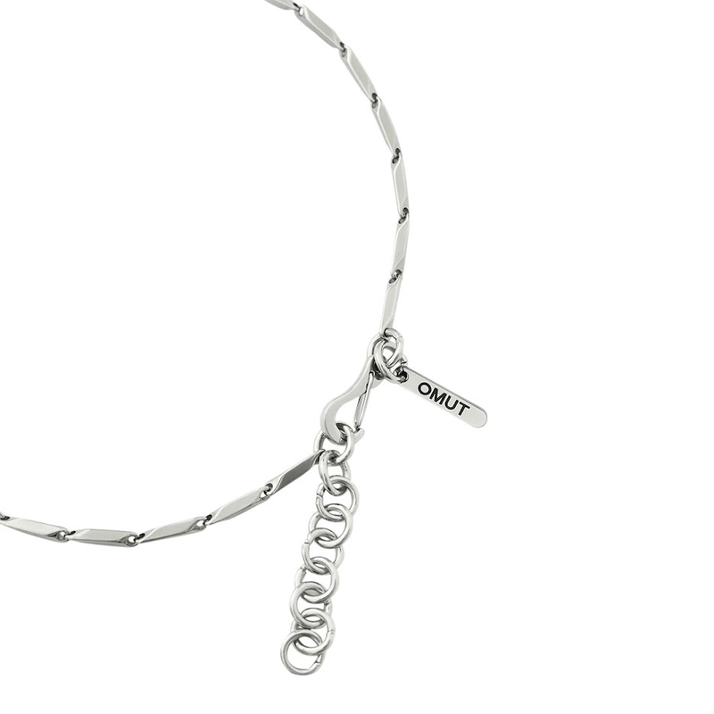 Чокер Искра