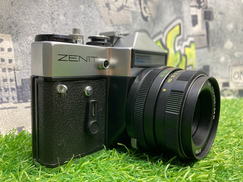 Zenit EM + Helios-44M