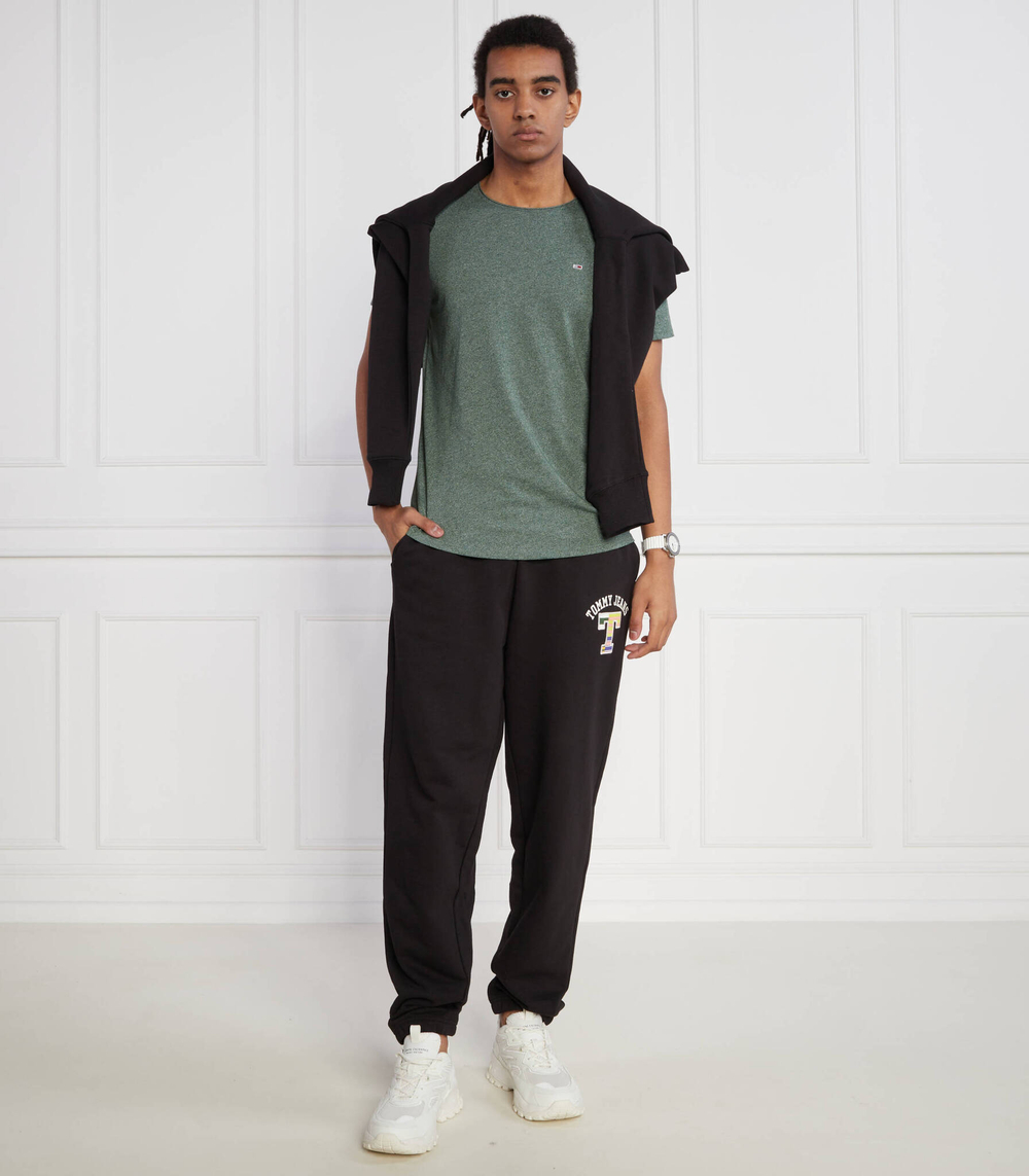 Спортивные штаны TJM RLX LUXE GRAPHIC Tommy Jeans - черный(DM0DM16773)