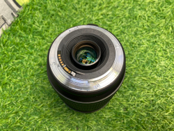 Canon EF 28-200mm 3.5-5.6 USM