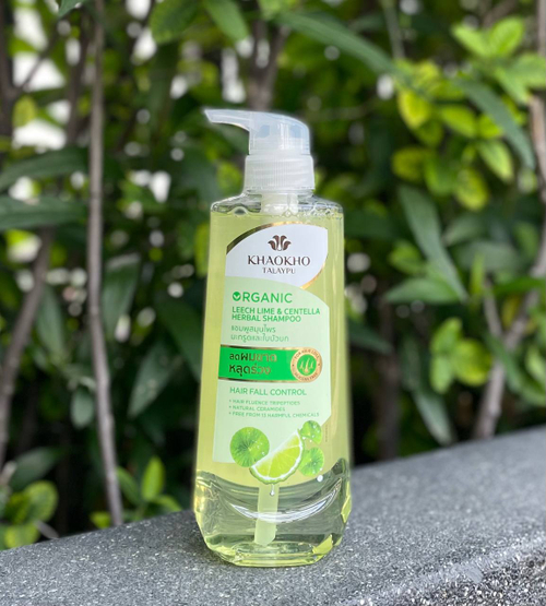 Бессульфатный шампунь для волос Кафрский лайм и Центелла Khaokho Talaypu
