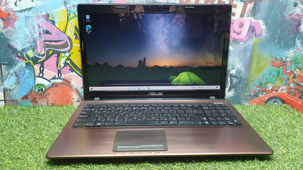 Ноутбук ASUS i5/6Gb