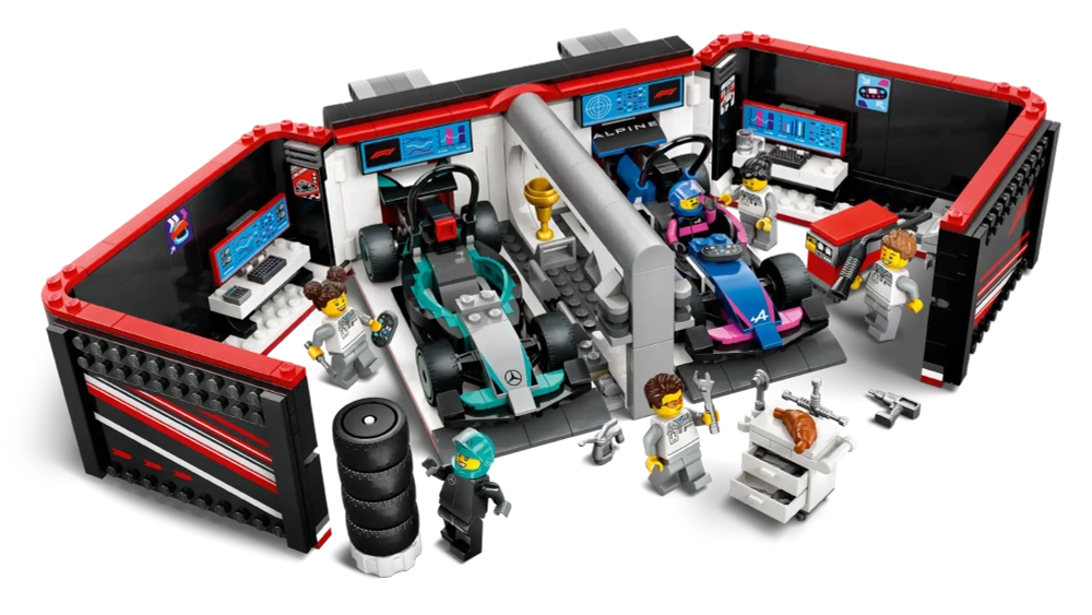 Конструктор LEGO City 60444 Гараж F1 для Mercedes-AMG и Alpine