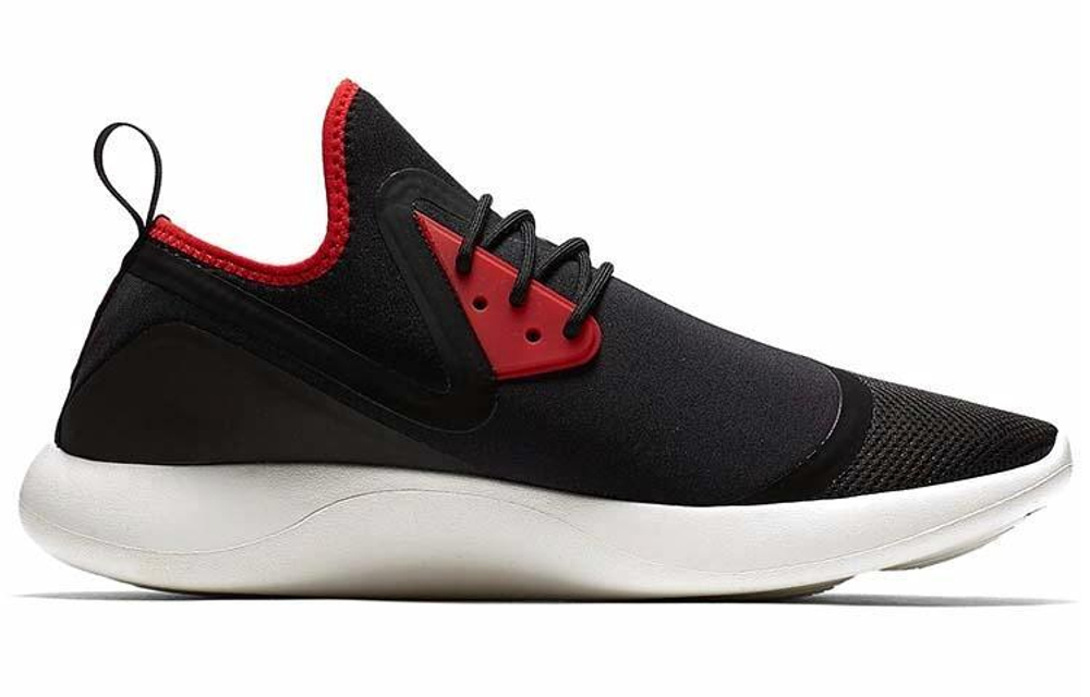 Кроссовки Nike Lunarcharge Essential