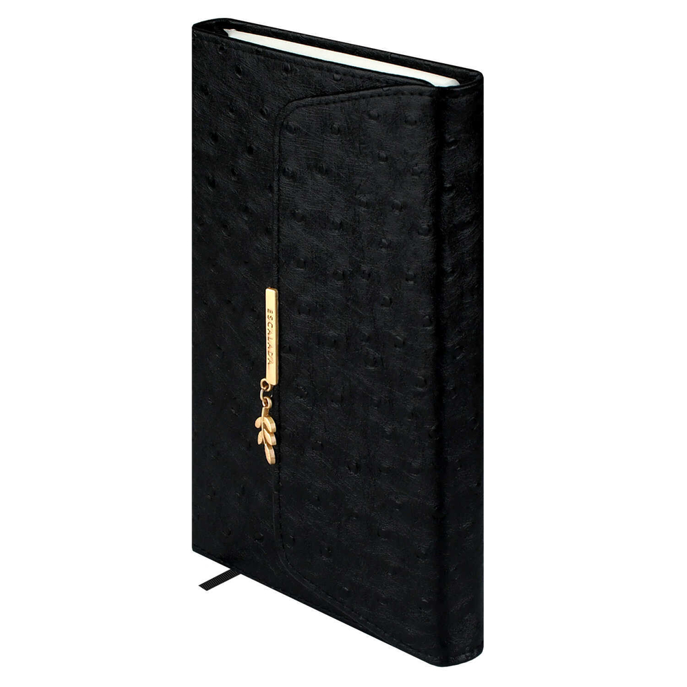 Ежедневник недатированный ESCALADA, А5, 160 л., арт. 70668/ 15 СТРАУС ЧЁРНЫЙ (кожзам: 126х211 мм, твёрдый переплёт, материал обложки: искусственная кожа "Страус"; способ крепления блока: ниткошвейный; декор: металлический шильд с декоративной металли
