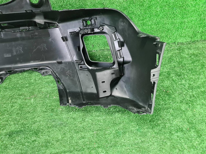 Бампер задний Peugeot 2008 2 (2019-н.в.)