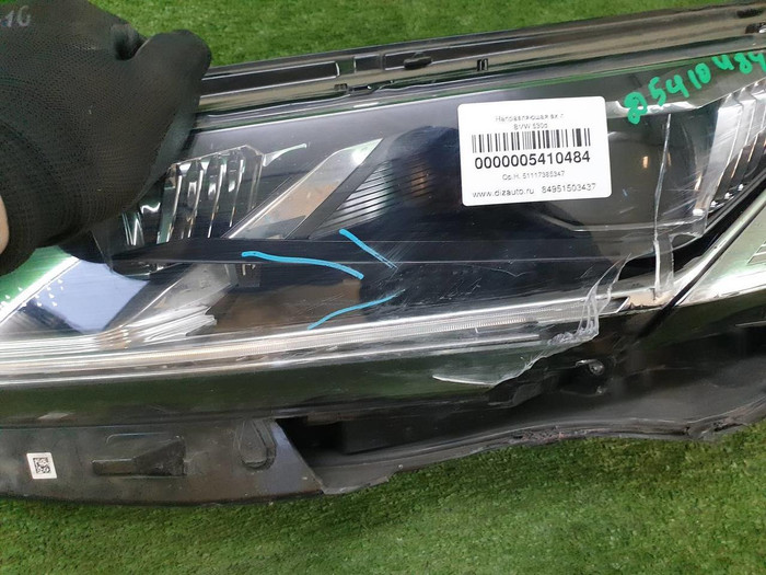 Битая Фара левая VW Touareg 3 (2018-н.в.) LED