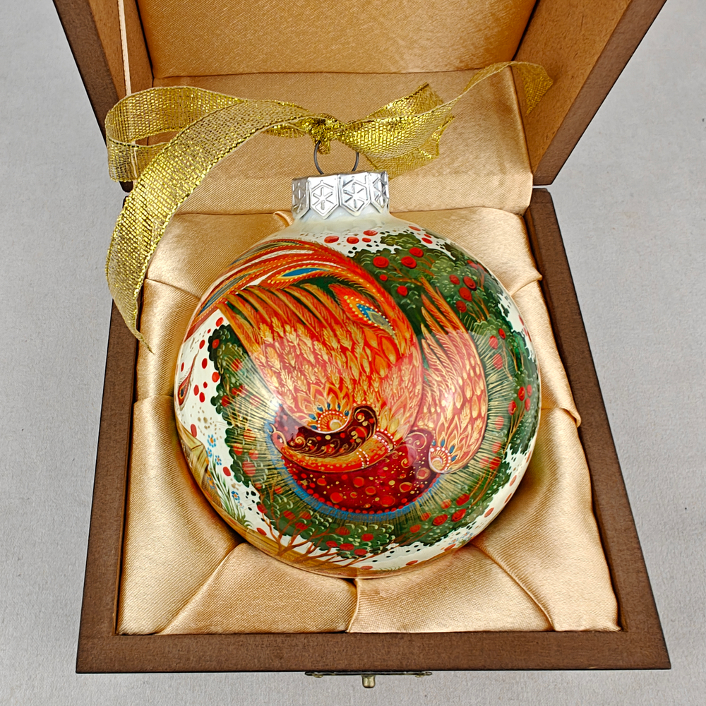 Шар елочный новогодний с круговой росписью Палех "Жар-птица" на белом в футляре в коробке