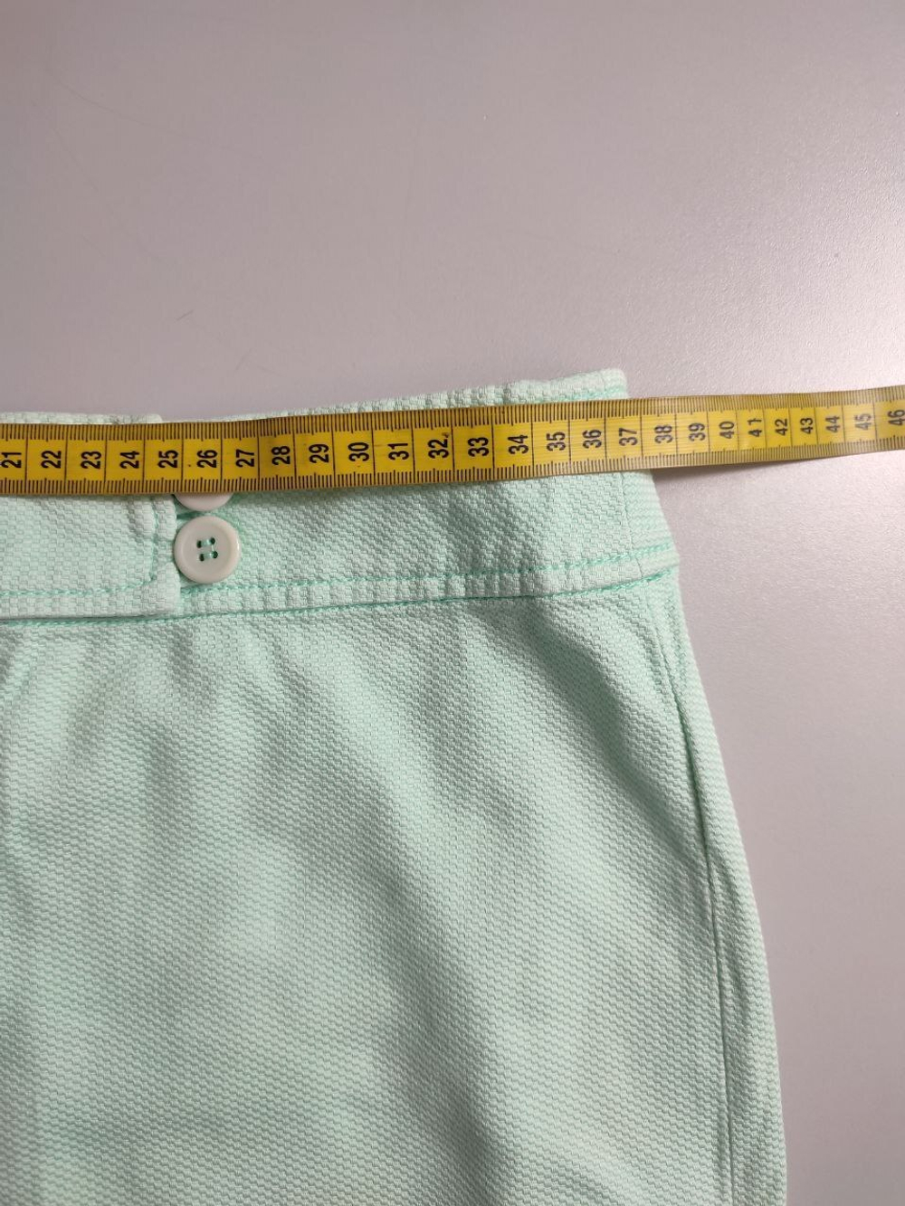 Юбка красивого мятного цвета, маркировка 34, визуально 40 размер