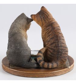 Veronese WS-1353 Статуэтка «Пара котов - Purrlock Holmes» (Лиза Паркер)