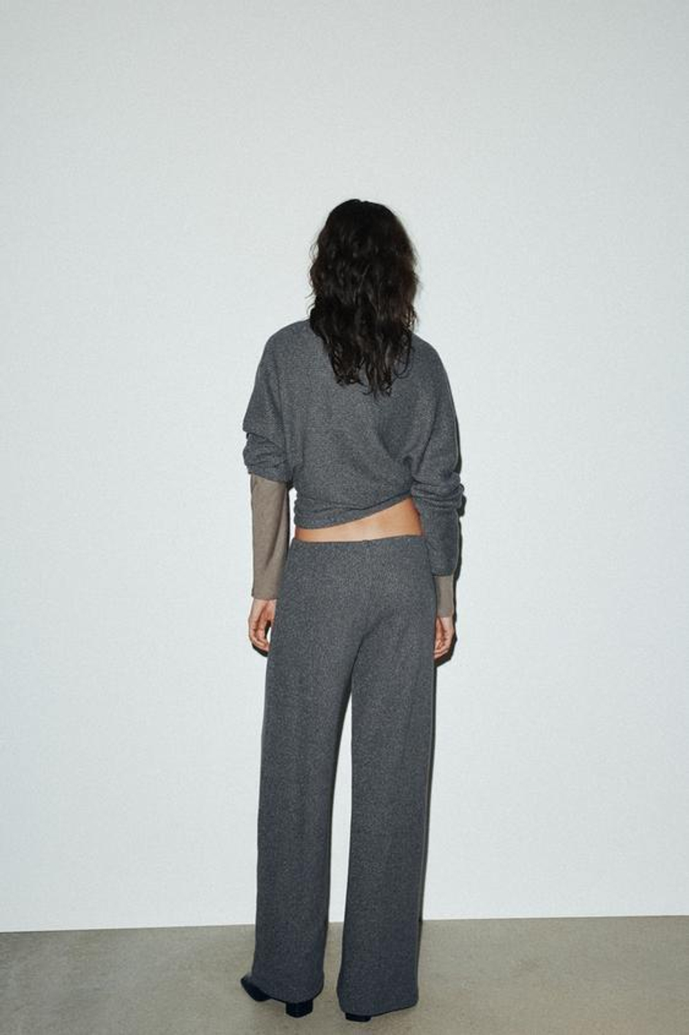 ZARA ШИРОКИЕ БРЮКИ ИЗ МЯГКОЙ ТКАНИ, СЕРЫЙ МЕЛАНЖ