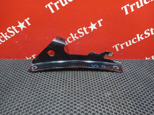 Кронштейн крыла переднего правого 2016г