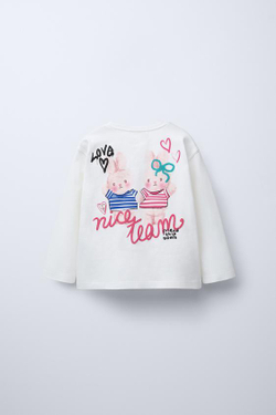 ZARA ЛОНГСЛИВ С РЕЛЬЕФНЫМ ПРИНТОМ, ЦВЕТ ФУКСИИ