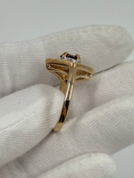 Кольцо с кристаллами