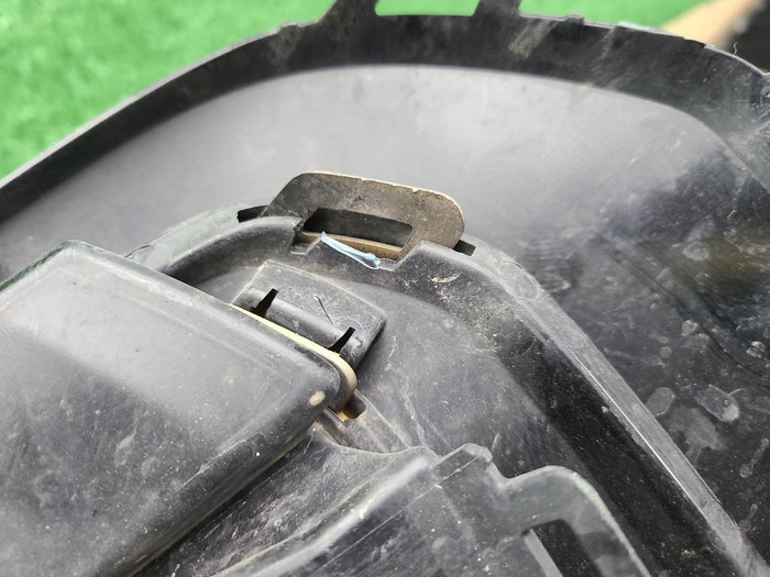 Решетка бампера левая VW Teramont X (2021-2023)