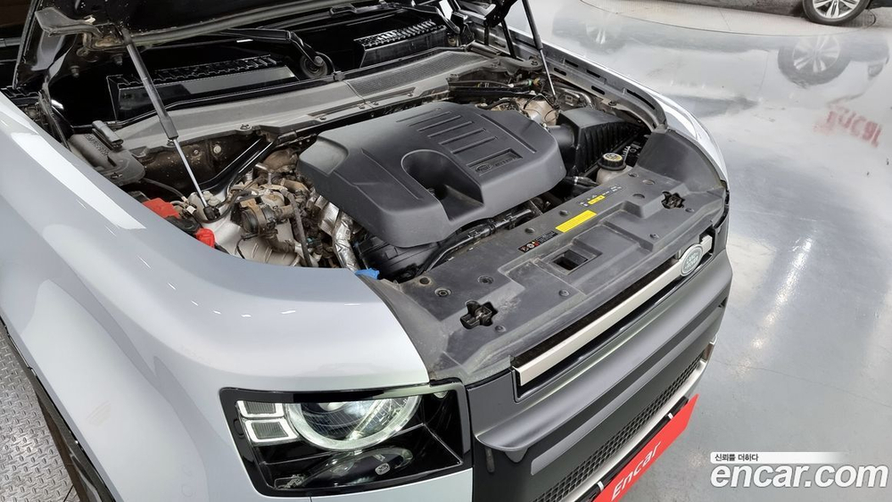 Land Rover Defender (L663) 110 P400 X (07.2022)
