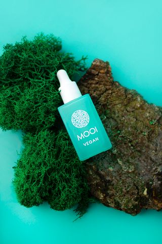Масло сухое Flora Dry Oil с пипеткой, 15 мл MOOI VEGAN