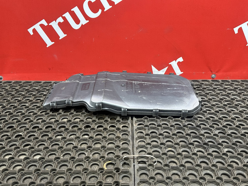 Крышка электроразъемов