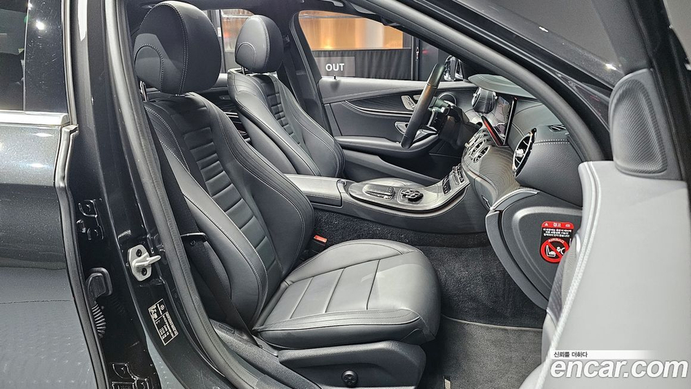 Mercedes-Benz E-Class W213 E220d 4MATIC AMG Line (12.2020)
