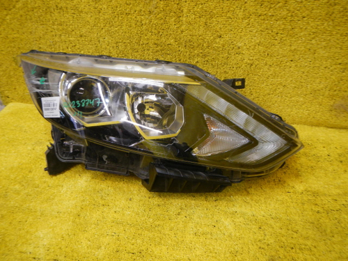 Битая Фара правая Nissan Qashqai J11 (2013-2019) галоген
