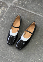 Mary Jane // Black // Patent