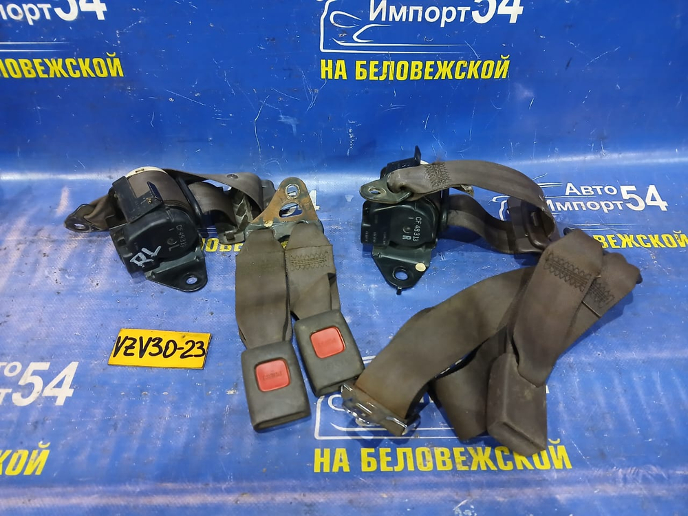 Ремни безопасности задние TOYOTA CAMRY PROMINENT 1991