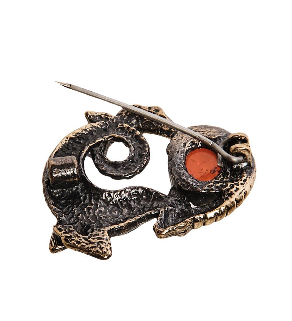 AM-2587 Брошь «Знак зодиака-Козерог» (латунь, янтарь)