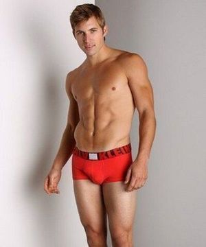 Мужские трусы боксеры Calvin Klein X Word Trunk Crimson (боксеры красные с черной резинкой и красными буквами)модал)