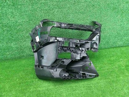 Кронштейн перед. бампера BMW 7er G70 22-н.в. M-pak