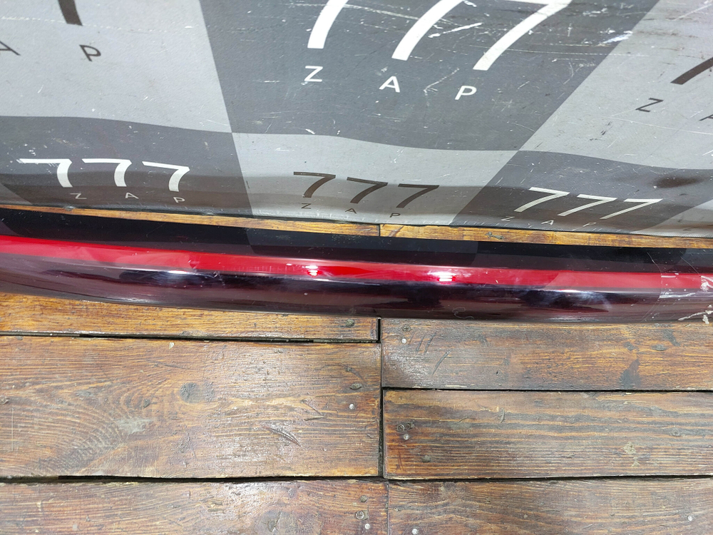 Фонарь задний центральный с дефектом Chery Tiggo 7 Pro Max 22-нв Б/У Оригинал 605000568AA