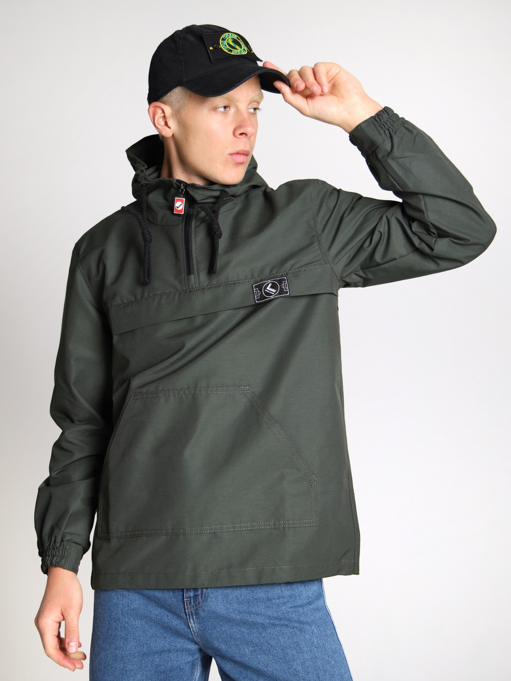 Анорак мужской без утеплителя темно-зеленый Город Горький