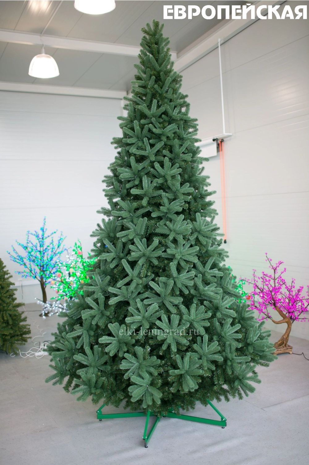 Большая елка «Европейская» (Литая+пвх) 6,5 м