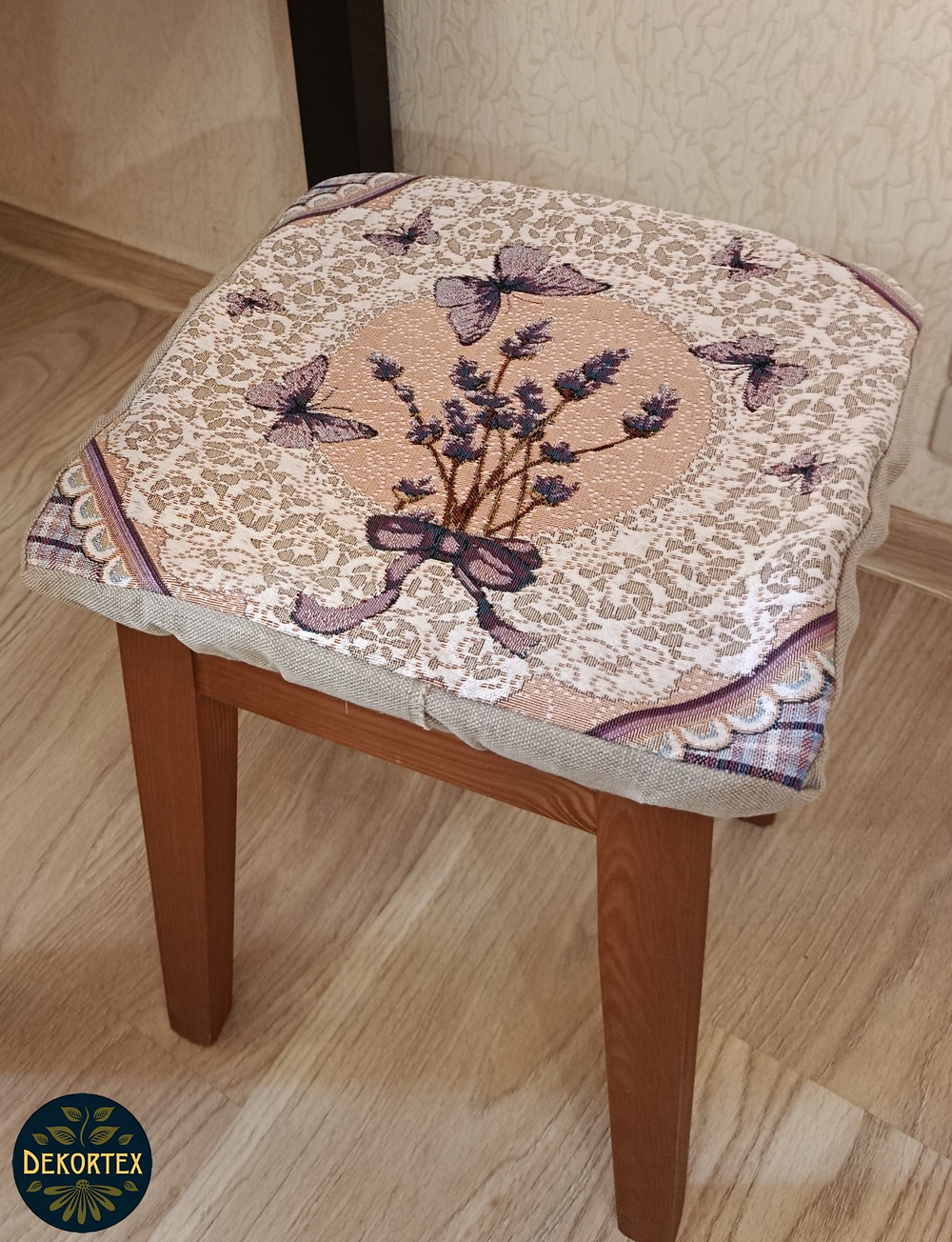 Набор чехлов на табурет из гобелена Лаванда и кружево (33х33 см) - 2шт