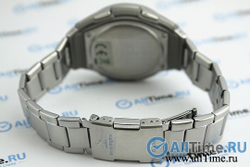Часы Casio WVA-M650D-1A